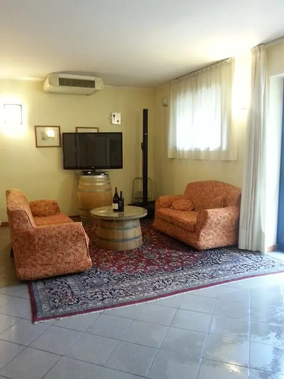 Borgo Hotel La Collina Perugia 3*,