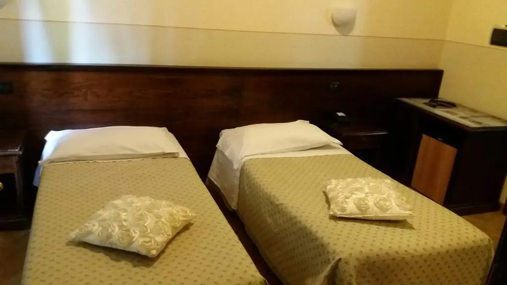***  Borgo Hotel La Collina Perugia Italia